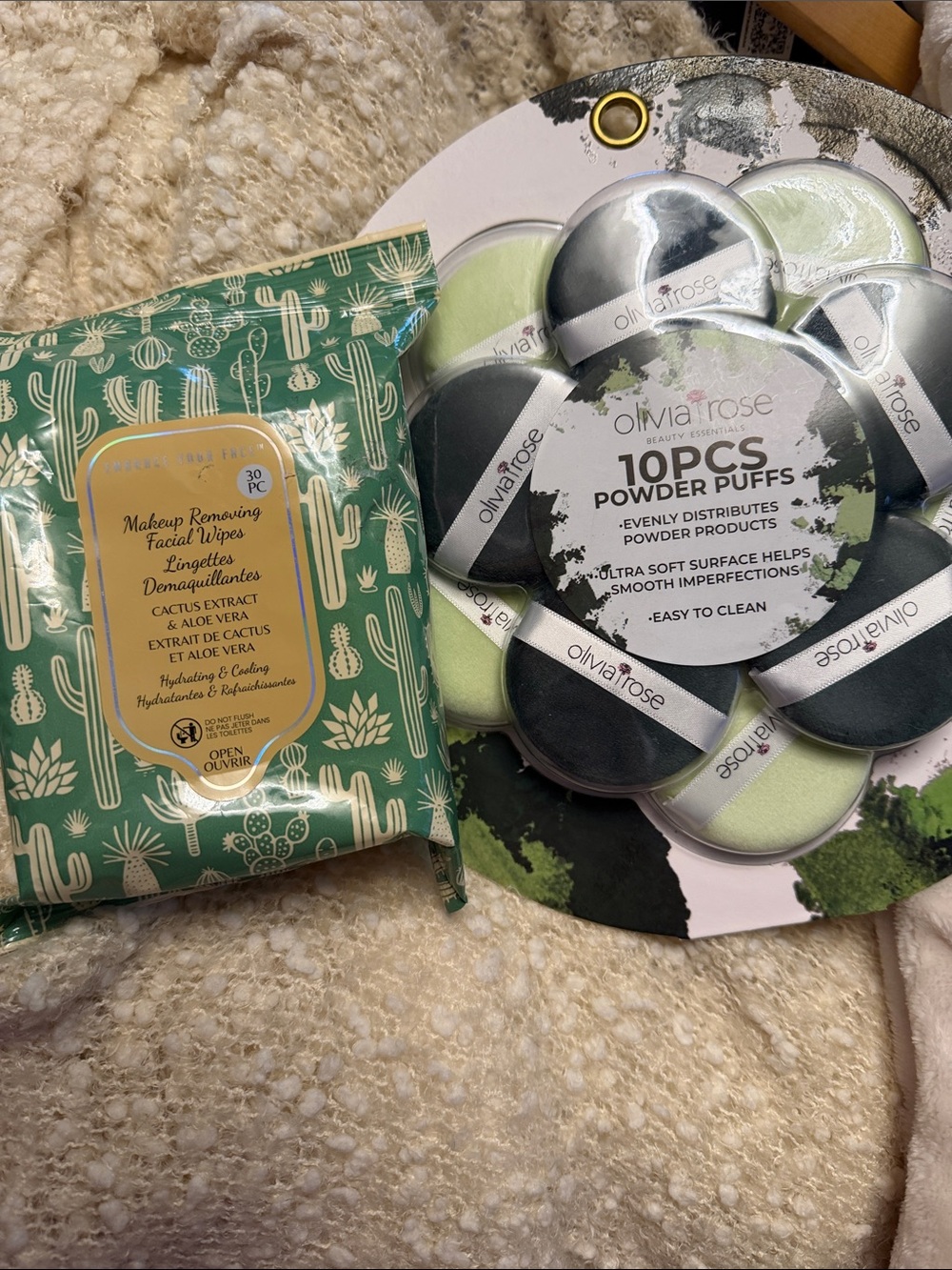 Olivia Rose Green Powder Puffs - 30 Makeup Removing Facial Wipes! Cactus & Aloe!